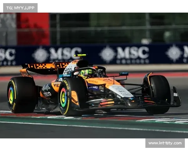 排位赛:维斯塔潘夺杆位,迈凯伦双雄列二三位